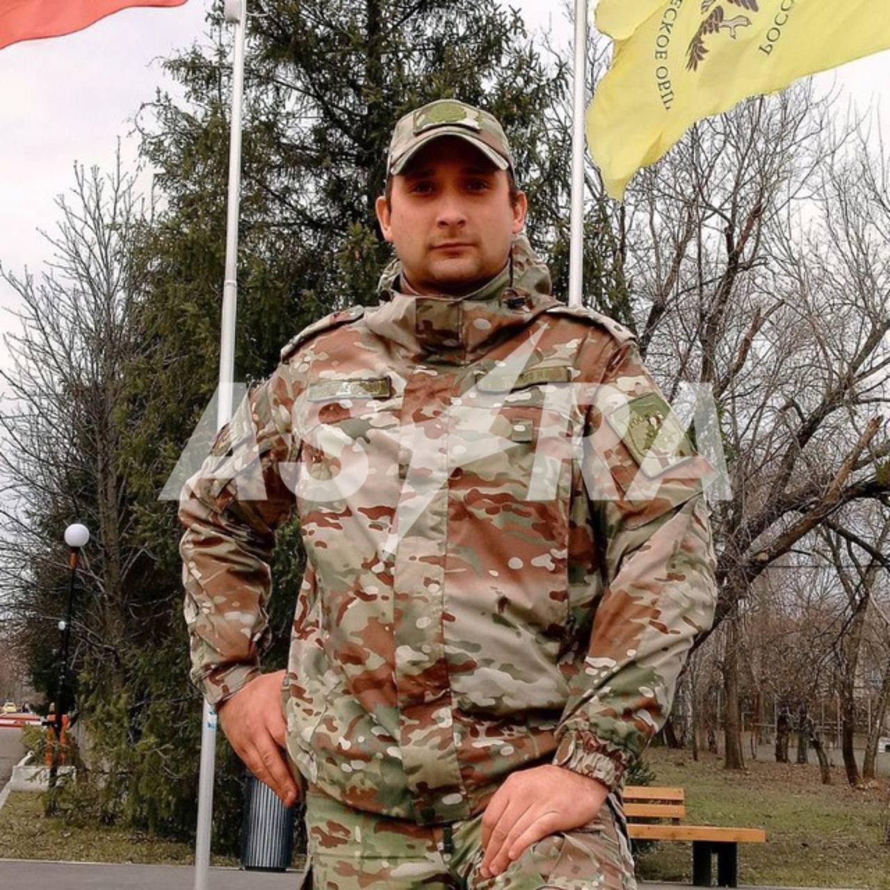 «Сидя на корточках во время процесса, ты упираешься корточками в лицо другому человеку. Это вообще нормально?»