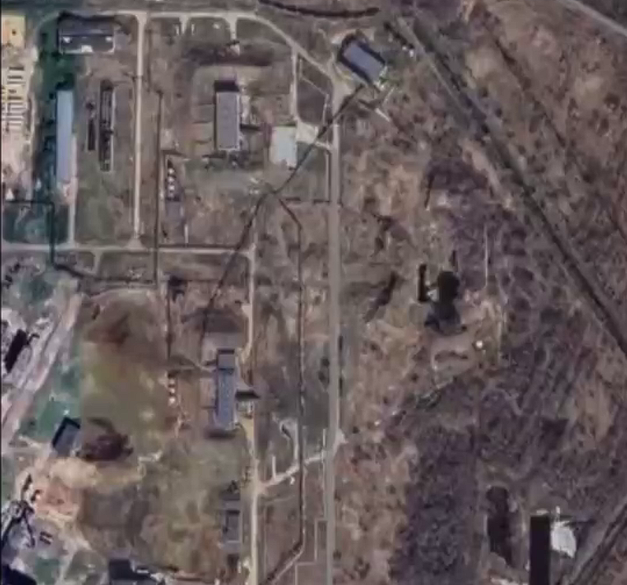 A ton of nitric acid was spilled as a result of a UAV attack on Promsintez JSC plant in Chapaevsk, Samara region