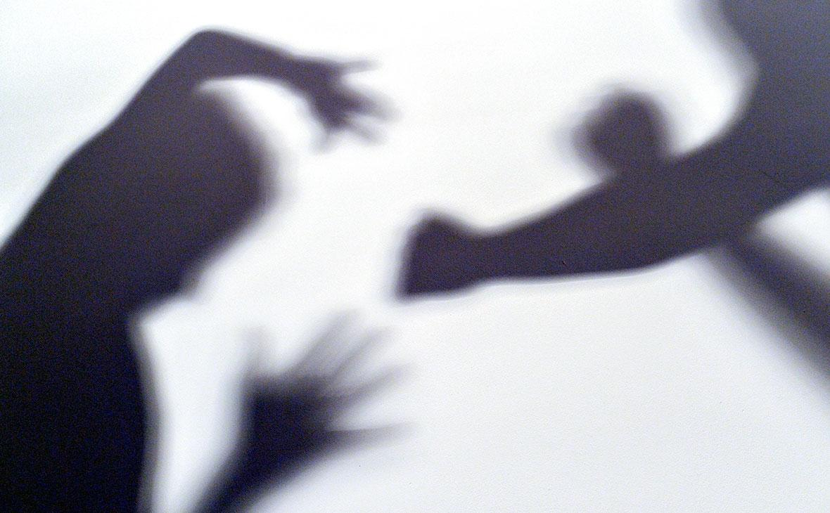 В Москве безногий ветеран «СВО» избил жену и дочь