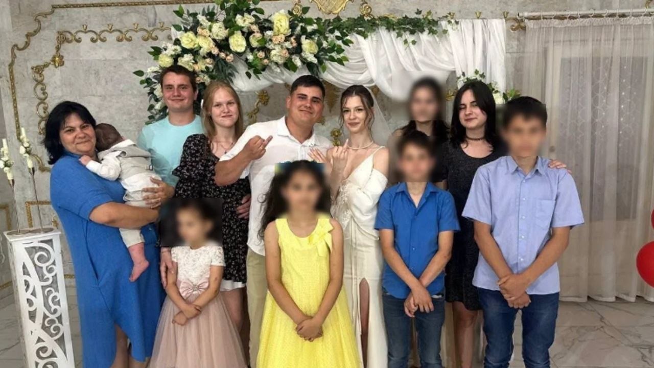 В селе Радушное Криворожского района ракета попала в дом семьи Вороновых, которая воспитывала десять детей